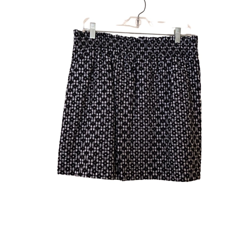 NWT J. Crew factory black and white skirt. Size 10